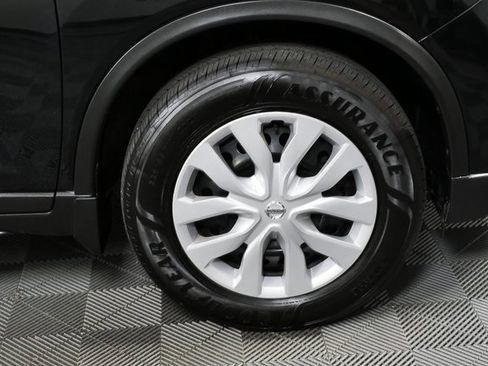 Used 2017 Nissan Rogue S image 34