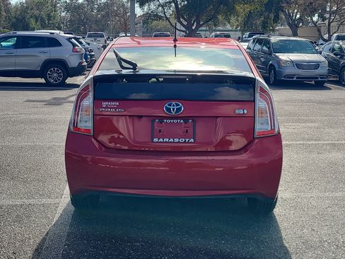 Used 2015 Toyota Prius Four image 6