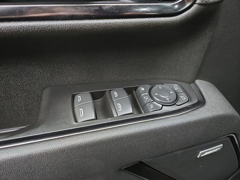 Used 2025 GMC Sierra 3500 AT4 w/ AT4 Premium Plus Package image 21