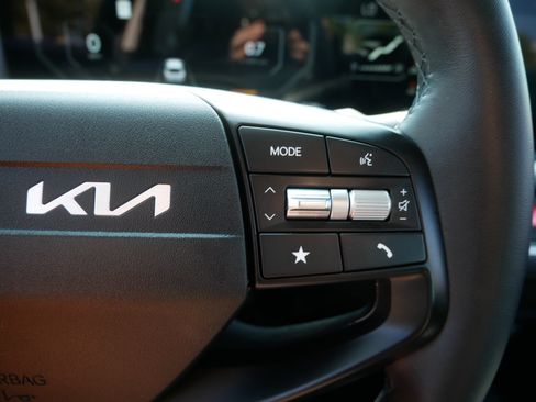 Used 2025 Kia K4 EX FWD image 30