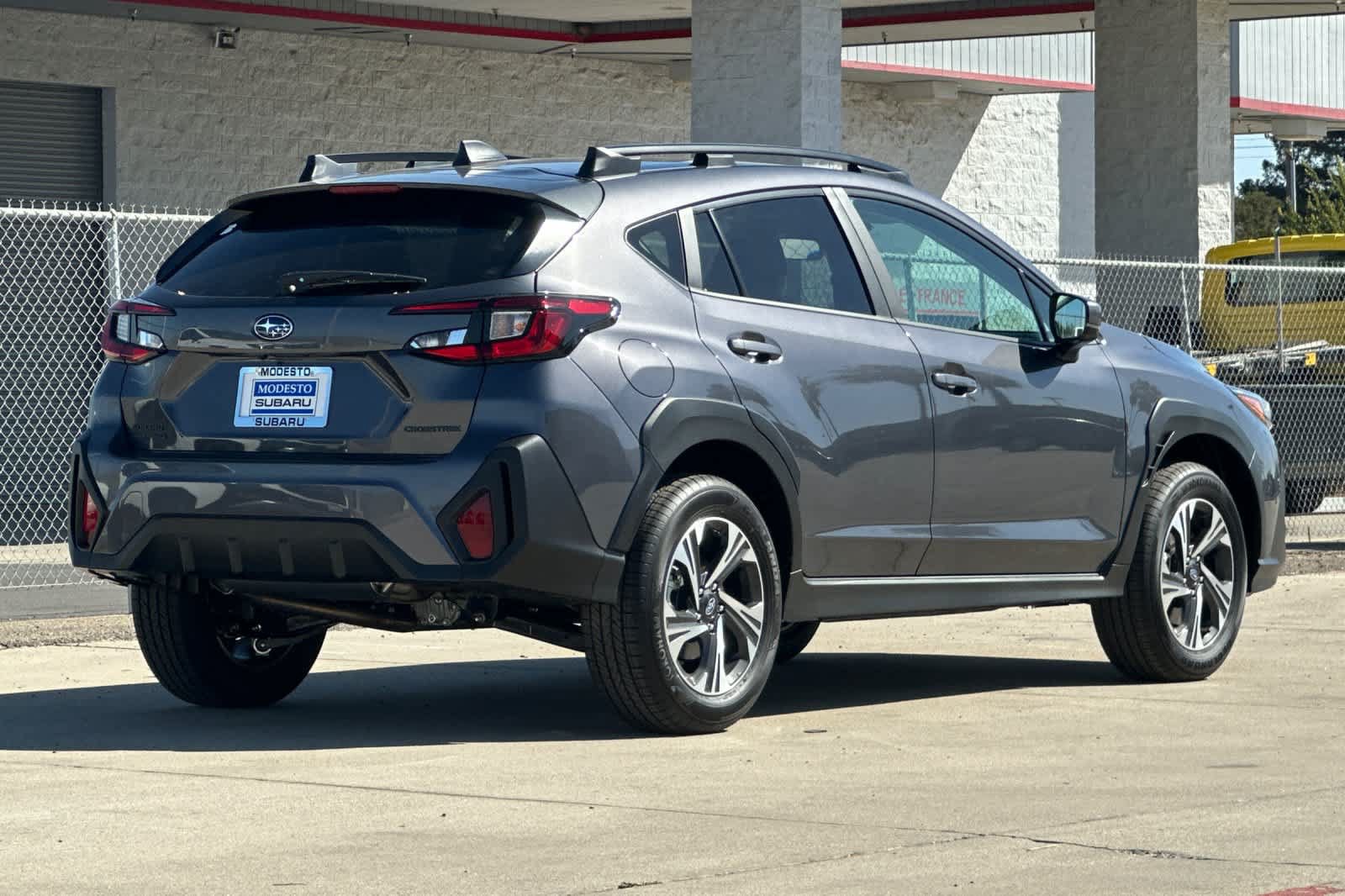 New 2026 Subaru Crosstrek 2.5i Premium AWD/4WD image 3