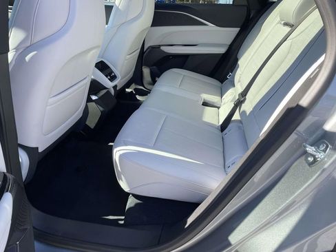 New 2025 Cadillac Lyriq Luxury image 12