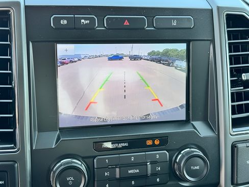 Used 2020 Ford F350 XLT AWD/4WD image 24