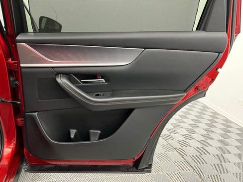 Used 2024 MAZDA CX-90 3.3 Turbo w/ Preferred Plus image 25