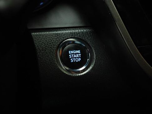 Used 2024 Toyota Camry SE w/ Convenience Package FWD image 25