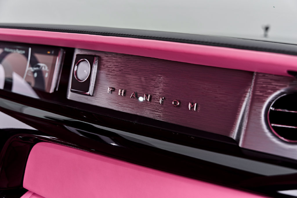 Used 2024 Rolls-Royce Phantom Sedan w/ The Phantom Package RWD image 49