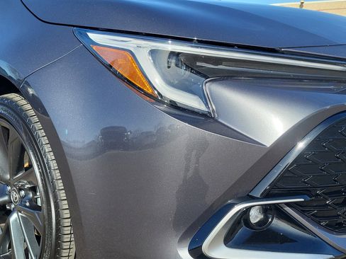 Certified 2025 Toyota Corolla XSE image 5