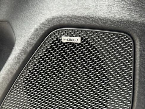 New 2025 Mitsubishi Outlander ES image 16