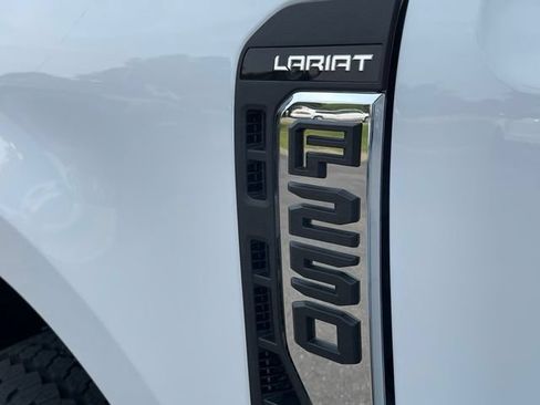New 2026 Ford F250 Lariat w/ FX4 Off-Road Package AWD/4WD image 7