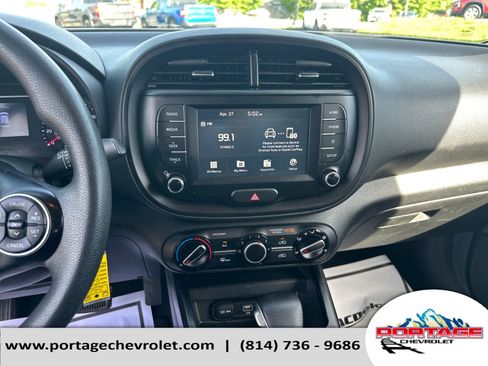 Used 2021 Kia Soul LX FWD image 20