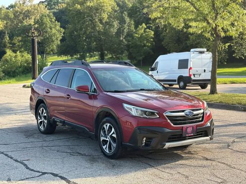 Used 2020 Subaru Outback Limited AWD/4WD image 3