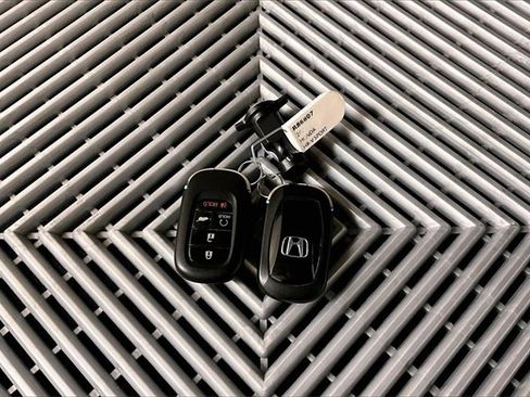 Used 2023 Honda HR-V Sport image 9