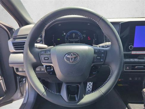 Used 2026 Toyota Camry SE FWD image 16
