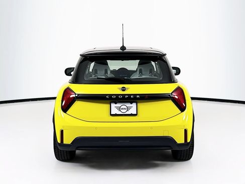 Certified 2025 MINI Cooper S FWD image 6