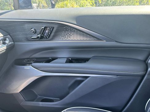 New 2026 Cadillac Lyriq V AWD/4WD image 23