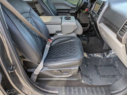 Used 2018 Ford F150 XLT w/ Equipment Group 302A Luxury AWD/4WD image 25