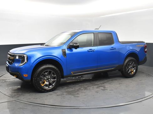 Used 2025 Ford Maverick Tremor image 1