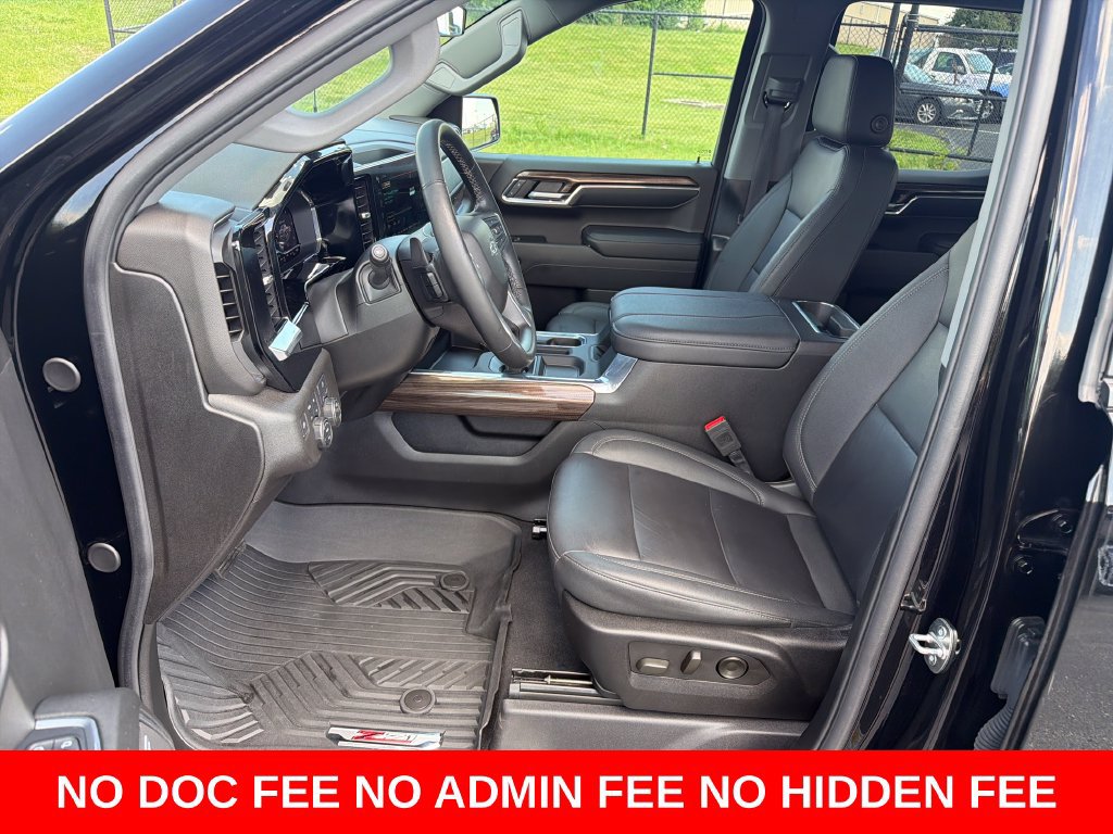 Used 2024 Chevrolet Silverado 1500 RST AWD/4WD image 11