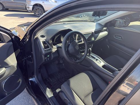 Used 2020 Honda HR-V EX image 33