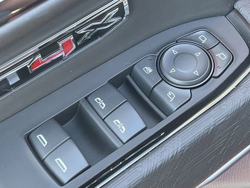 Used 2024 GMC Sierra 1500 AT4X image 24