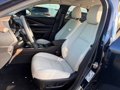 Used 2025 MAZDA CX-30 AWD 2.5 S w/ Premium Package image 14