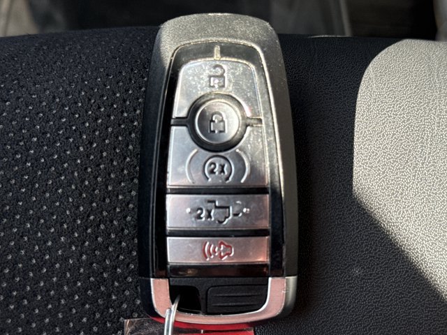 Used 2025 Ford F150 Raptor AWD/4WD image 25
