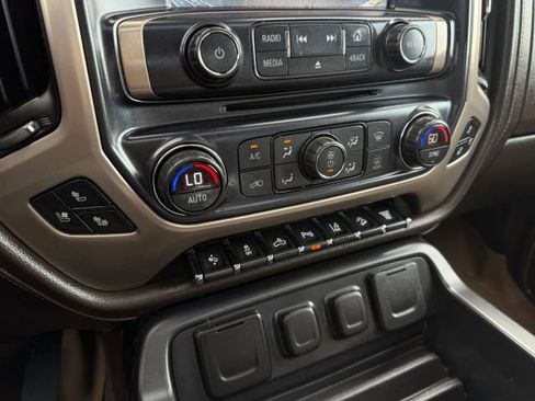 Used 2016 GMC Sierra 2500 Denali w/ Duramax Plus Package image 22