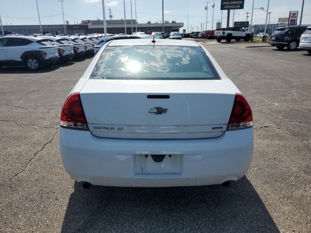 Used 2014 Chevrolet Impala LT w/ LT Sunroof Package FWD image 5