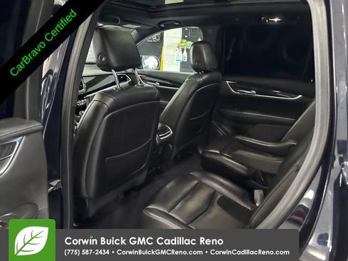 Used 2021 Cadillac XT6 Premium Luxury AWD/4WD image 15