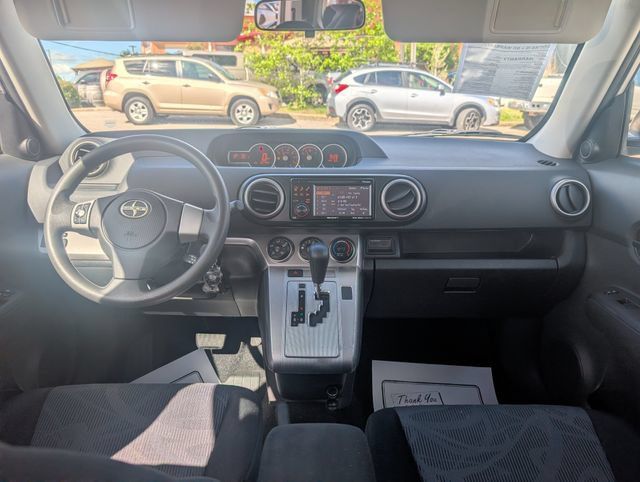 Used 2012 Scion xB FWD image 15