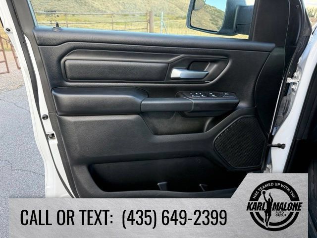 Used 2025 RAM 1500 Warlock AWD/4WD image 14