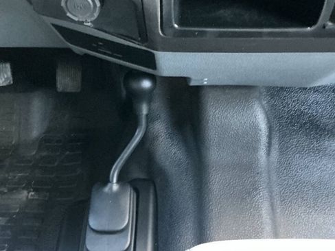 Used 2013 Ford F250 XL w/ PWR Equipment Group AWD/4WD image 31