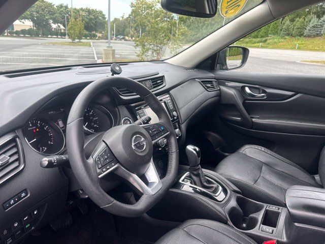 Used 2019 Nissan Rogue SL w/ Premium Package AWD/4WD image 11