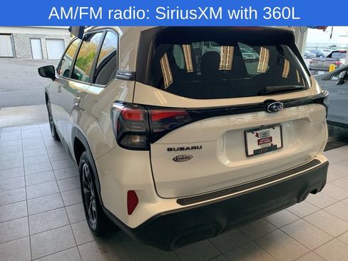Used 2026 Subaru Forester Premium AWD/4WD image 9