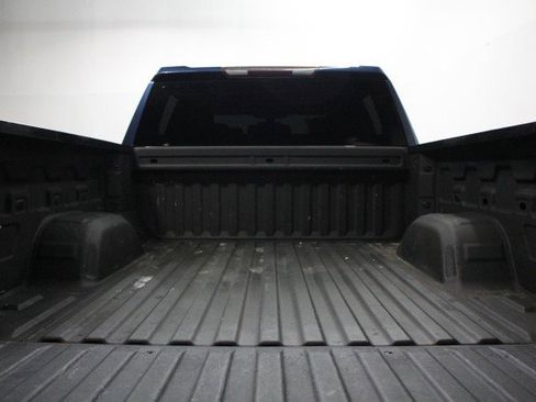 Used 2021 Chevrolet Silverado 1500 LT RWD image 30