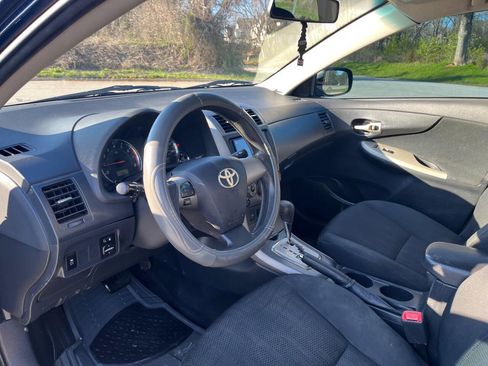 Used 2011 Toyota Corolla S image 17