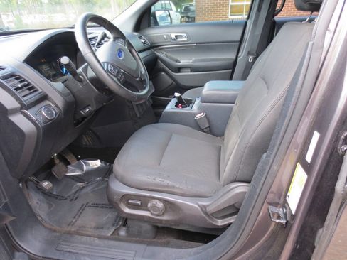 Used 2017 Ford Explorer 4WD Police Interceptor image 6