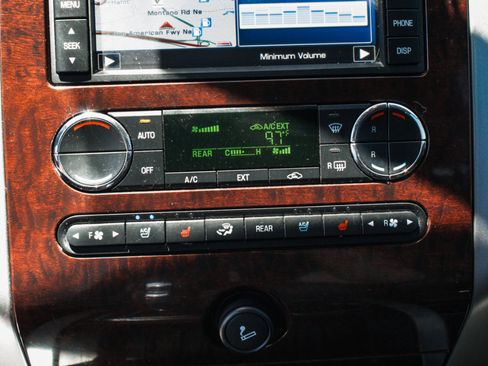 Used 2013 Ford Expedition EL King Ranch RWD image 18