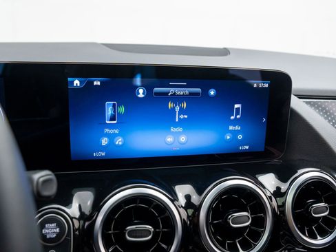 New 2026 Mercedes-Benz GLA 250 4MATIC image 26