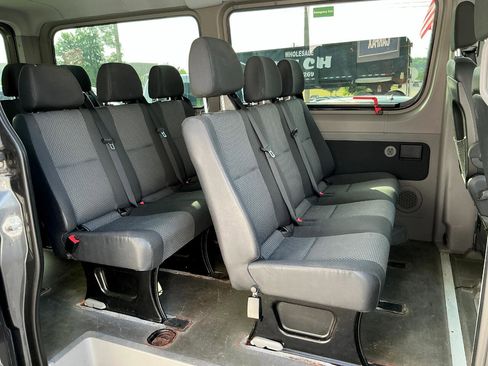 Used 2013 Freightliner Sprinter 2500 image 17