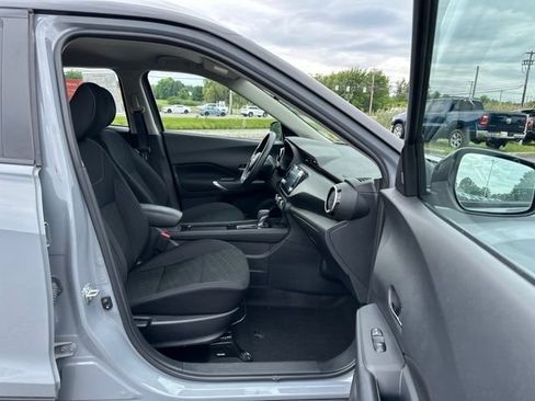 Used 2023 Nissan Kicks SV FWD image 17