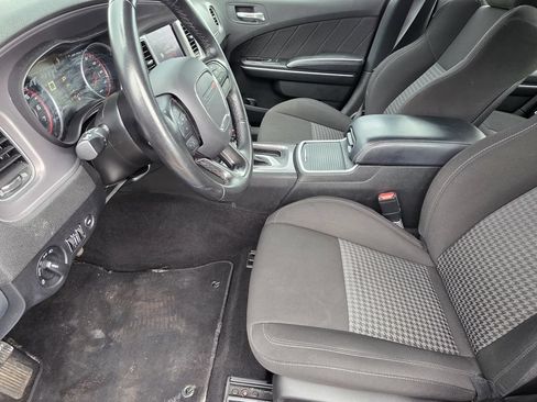 Used 2023 Dodge Charger GT RWD image 7