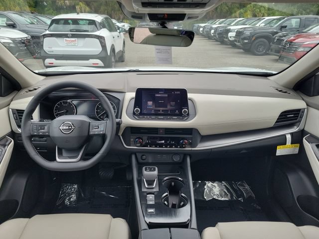 New 2026 Nissan Rogue Dark Armor FWD image 7