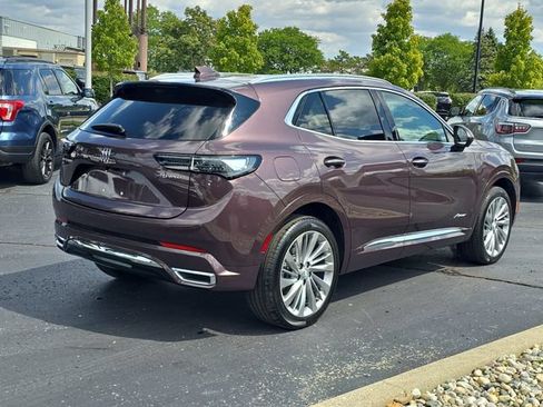Used 2025 Buick Envision Avenir AWD/4WD image 4