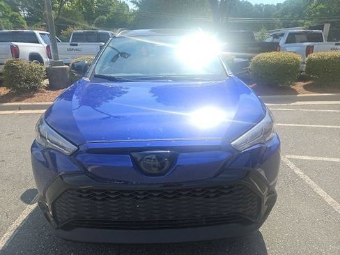 Used 2025 Toyota Corolla Cross AWD Hybrid image 3