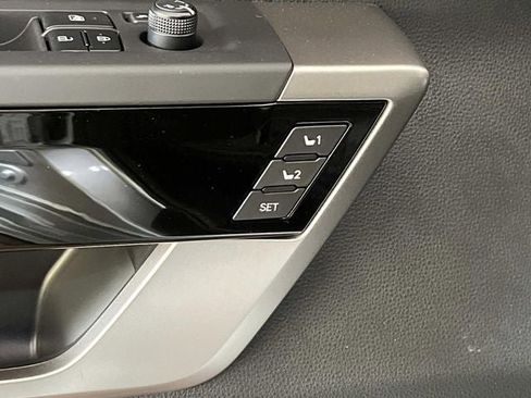New 2026 Toyota Tundra Limited AWD/4WD image 21