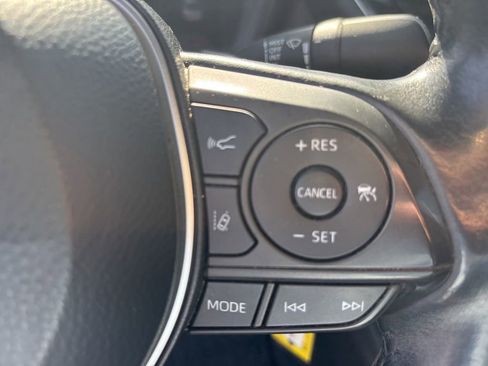 Used 2020 Toyota Corolla SE w/ Carpet Mat Package (TMS) FWD image 18