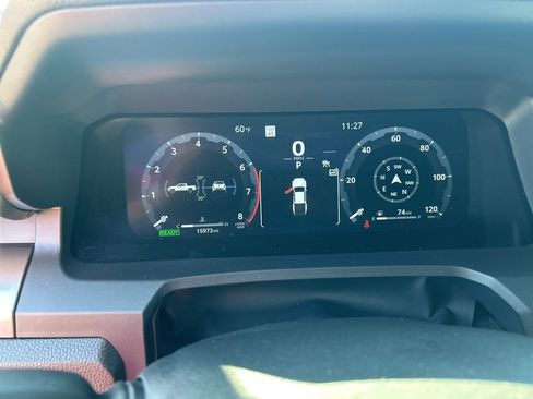 Used 2024 Toyota Tacoma TRD Sport w/ TRD Sport Upgrade Package image 14