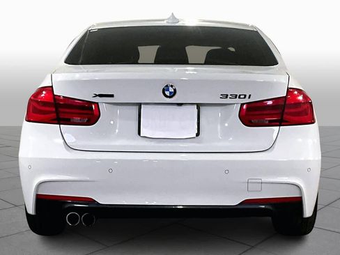 Used 2018 BMW 330i xDrive Sedan w/ M Sport Package image 4