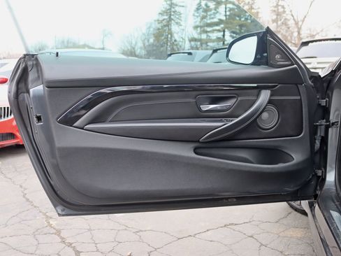 Used 2016 BMW M4 Coupe image 37